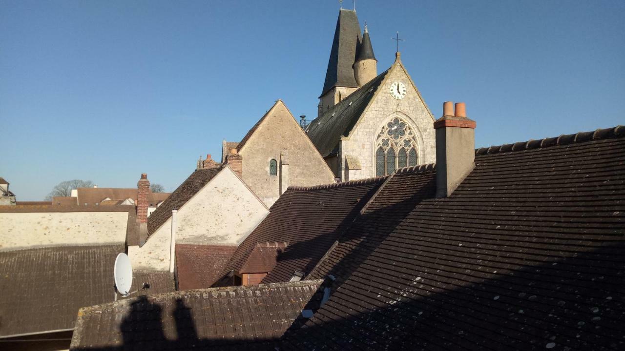 Appartement Cosy Et Chaleureux Saint-Arnoult-en-Yvelines Exterior foto